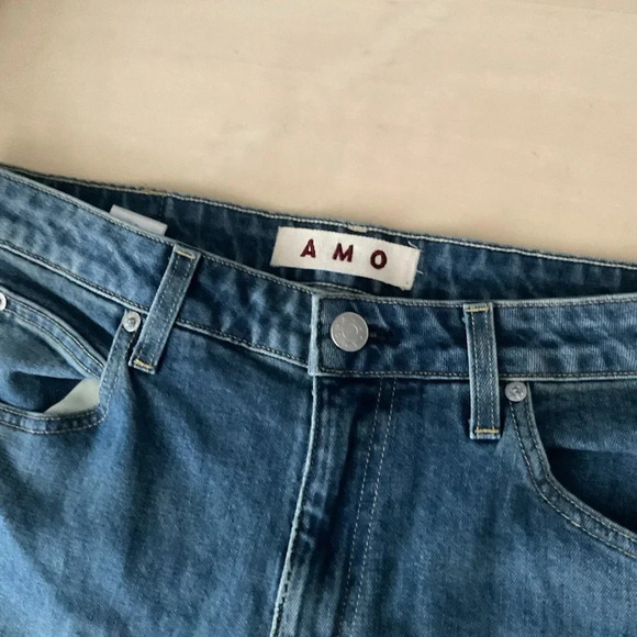 Amo Twist Liberty Mid-Rise Medium Wash Jeans - 31 - Picture 7 of 9